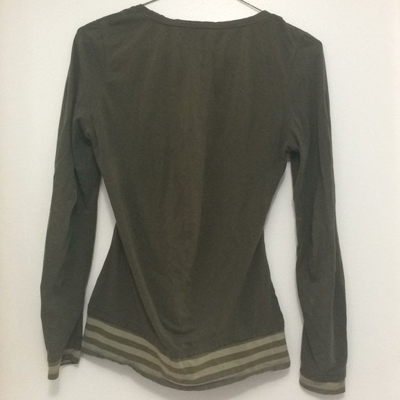 Faux-layered long sleeved shirt - Picture 3 of 3